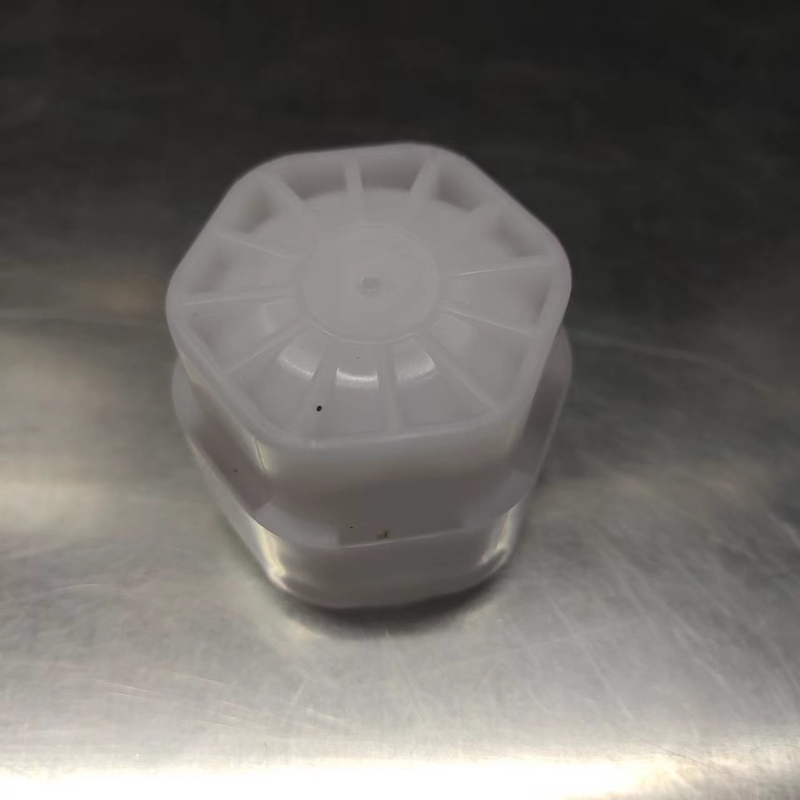 el moldeo por inyección plástico de la precisión de 0.005m m, molde plástico de la cavidad multi muere fabricante