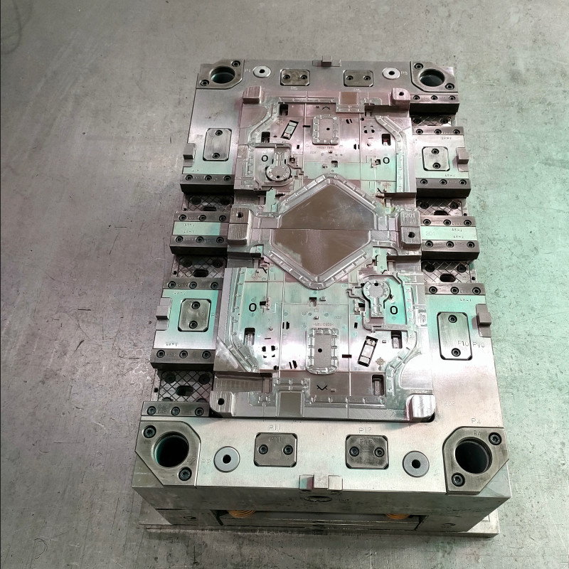 Polishing CNC Plastic Molded Parts S136 empresa de herramientas de inyección de acero