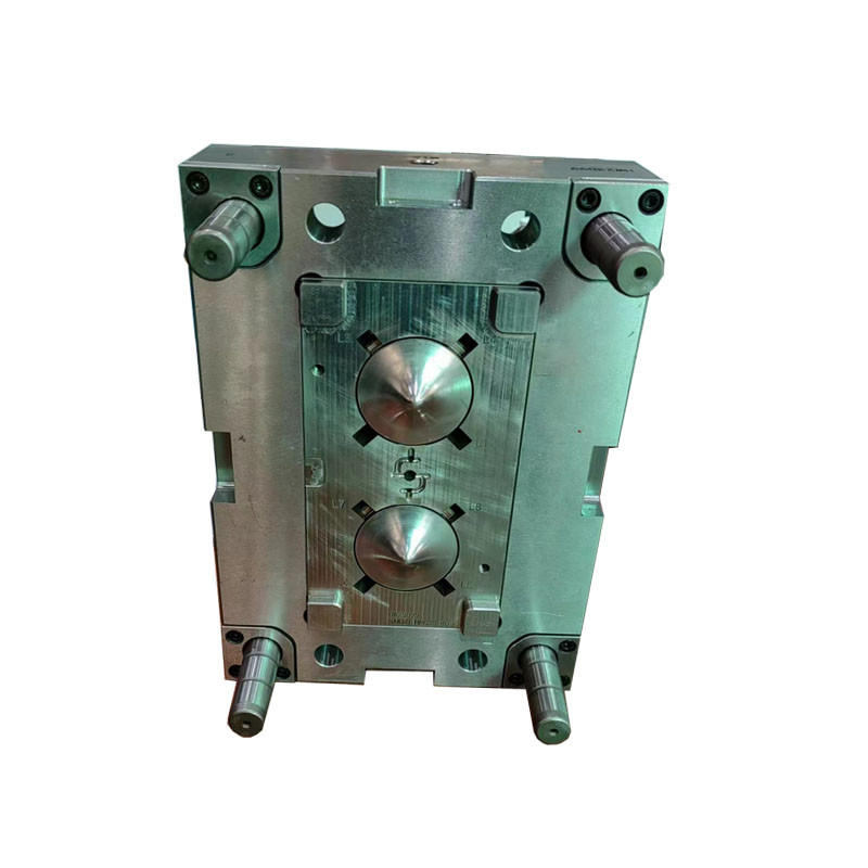 NAK80 Herramientas de inyección de plástico con sistema de corriente caliente o fría