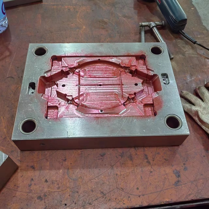 HASCO Herramientas de inyección para diseño de moldes de plástico de múltiples cavidades con CAD automático